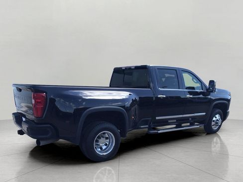 Used 2024 Chevrolet Silverado 3500 High Country w/ Technology Package AWD/4WD image 22