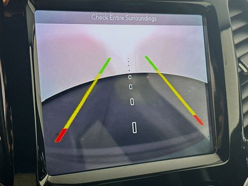 Used 2019 Jeep Cherokee Limited image 22