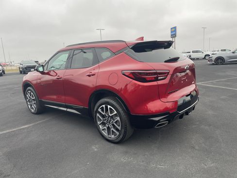 Used 2023 Chevrolet Blazer RS w/ Driver Confidence II Package image 3