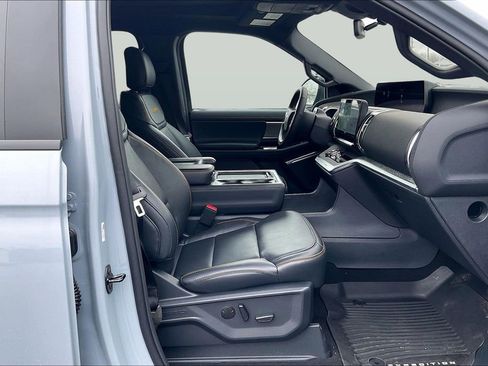 New 2025 Ford Expedition Tremor AWD/4WD image 8