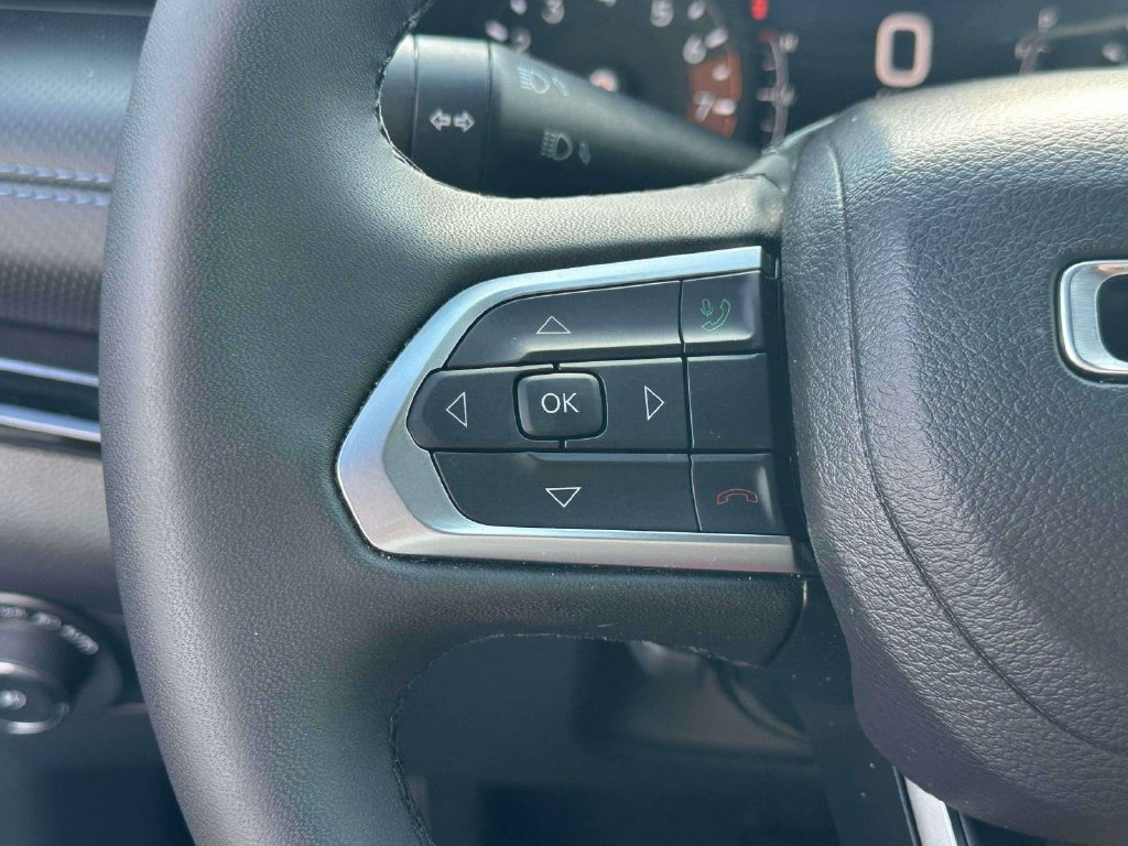 Used 2026 Jeep Compass Limited AWD/4WD image 20