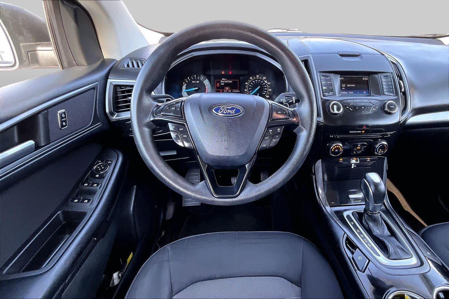 Used 2016 Ford Edge SE FWD image 6