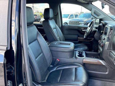 Used 2021 Chevrolet Silverado 1500 LT Trail Boss image 30