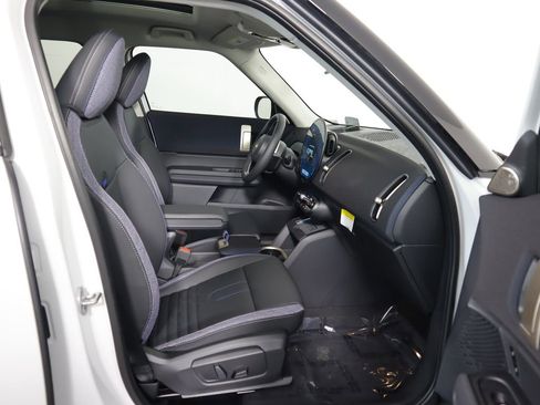 Used 2025 MINI Cooper Countryman S image 23