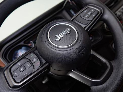 Used 2026 Jeep Wrangler Unlimited Sport image 25