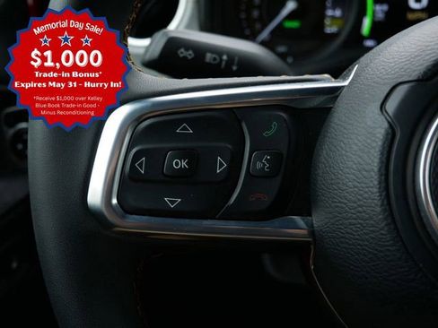 Used 2024 Jeep Wrangler Unlimited Sahara w/ Safety Group AWD/4WD image 18