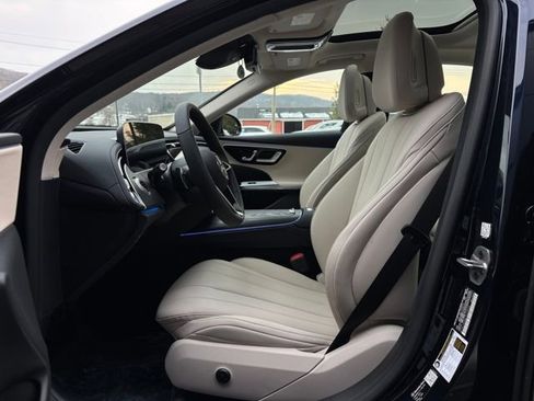 Used 2026 Mercedes-Benz E 350 4MATIC Sedan image 15