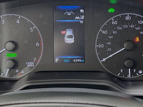 Used 2025 Toyota Corolla LE image 22