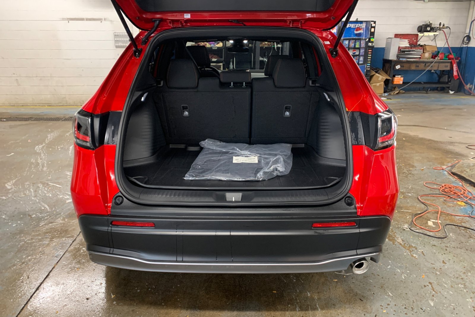 Certified 2026 Honda HR-V Sport image 17