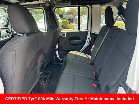 Used 2022 Jeep Wrangler Unlimited Sport w/ Sun And Sound Package AWD/4WD image 13