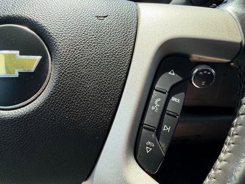 Used 2014 Chevrolet Silverado 2500 LT w/ Interior Plus Package AWD/4WD image 44