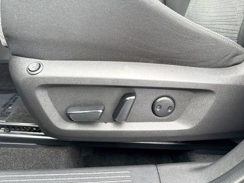 Used 2021 Nissan Rogue SV AWD/4WD image 14