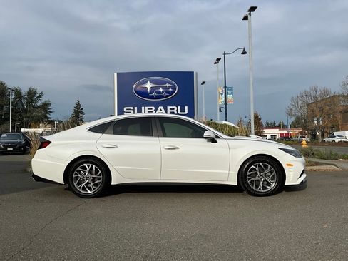 Used 2021 Hyundai Sonata SEL w/ Convenience Package image 9