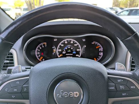 Used 2015 Jeep Grand Cherokee Limited image 41