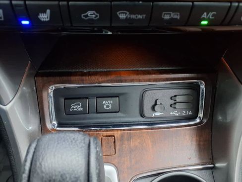 Used 2022 Subaru Ascent Touring image 13