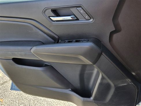 New 2025 Chevrolet Colorado LT w/ LT Convenience Package image 26