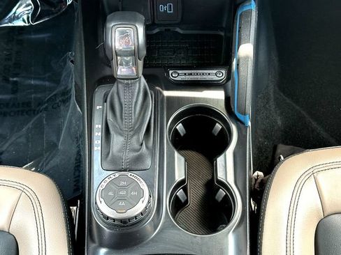 Used 2024 Ford Bronco Wildtrak AWD/4WD image 31