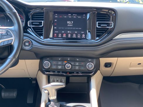 Used 2021 Dodge Durango SXT AWD/4WD image 36