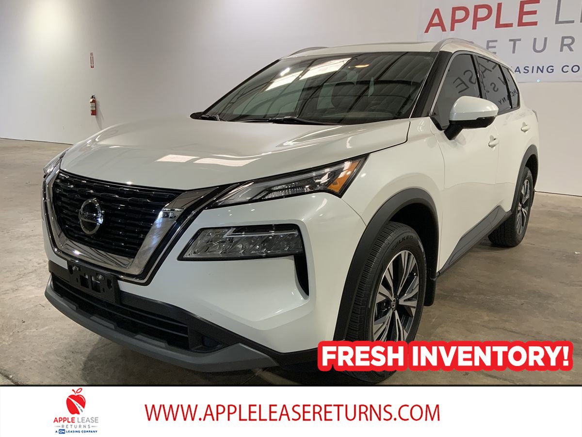 Used 2021 Nissan Rogue SV w/ Premium Package FWD image 2