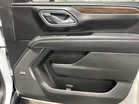 Used 2024 Chevrolet Tahoe Premier image 12