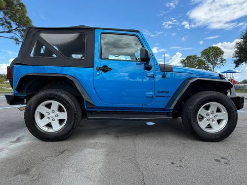 Used 2016 Jeep Wrangler Sport w/ Quick Order Package 24S AWD/4WD image 5