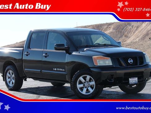 Used 2010 Nissan Titan SE RWD image 1