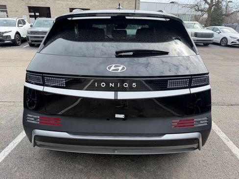 Used 2025 Hyundai Ioniq 5 SEL image 4