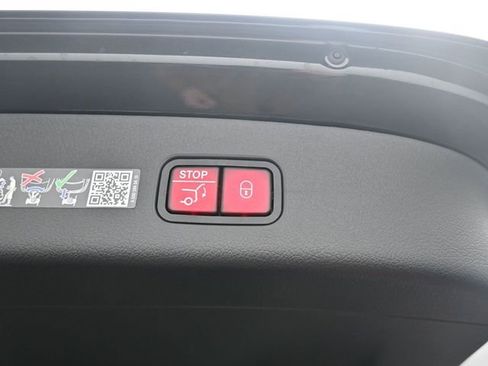 Used 2026 Mercedes-Benz GLC 300 image 34