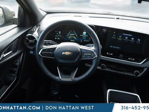 Used 2025 Chevrolet Equinox LT image 5