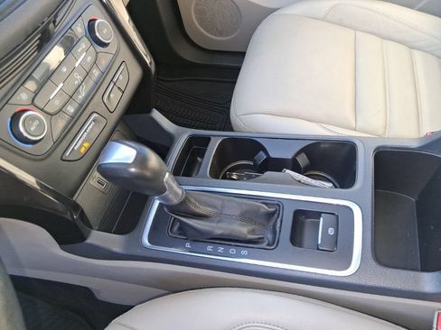 Used 2017 Ford Escape Titanium AWD/4WD image 14