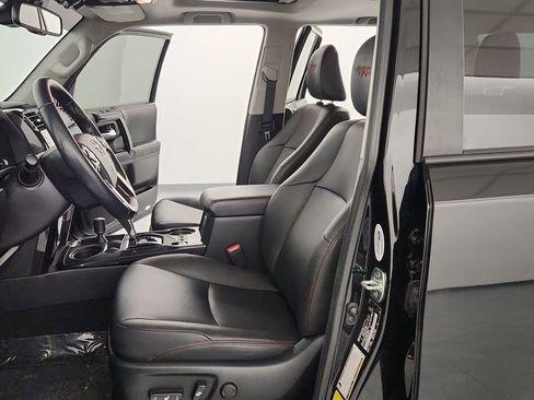 Used 2023 Toyota 4Runner TRD Off-Road Premium image 13