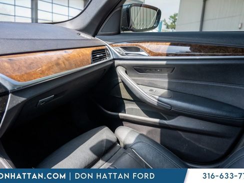 Used 2017 BMW 540i RWD image 14
