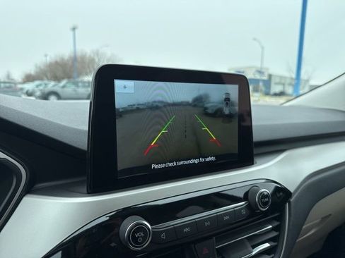 Used 2022 Ford Escape SEL image 31