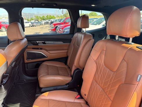 Used 2023 Kia Telluride SX Prestige X-Line AWD/4WD image 14