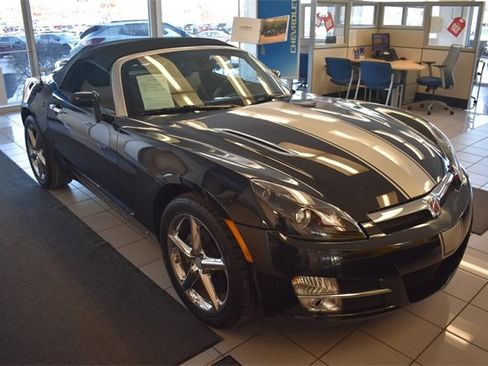 Used 2008 Saturn Sky Carbon Flash image 10