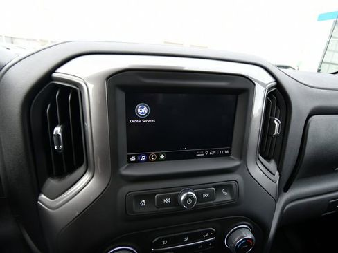 Used 2022 Chevrolet Silverado 1500 Custom AWD/4WD image 24