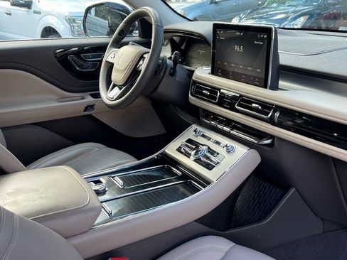Certified 2023 Lincoln Aviator Standard Sport Utility w/ Elements Package image 13
