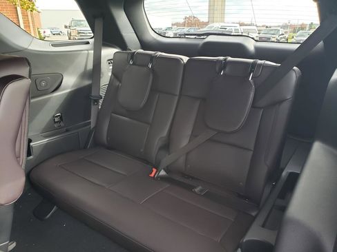 New 2026 Ford Explorer Platinum w/ LUX Leather Package image 15