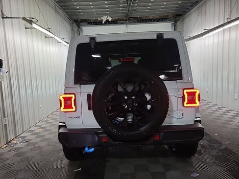 Used 2022 Jeep Wrangler Unlimited Sahara w/ Cold Weather Group image 4