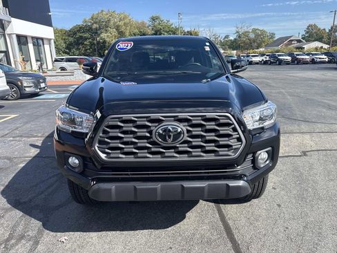 Used 2023 Toyota Tacoma TRD Off-Road image 10