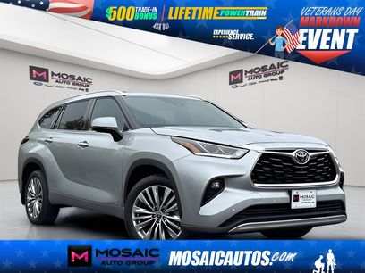 Used 2023 Toyota Highlander Platinum