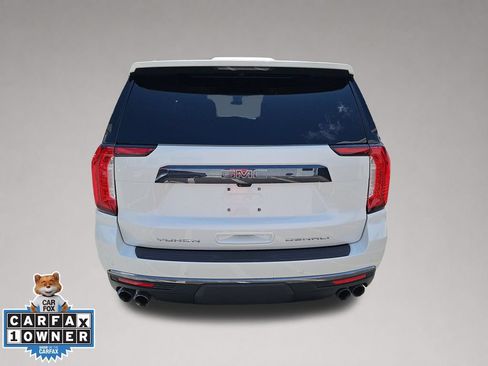 Used 2023 GMC Yukon XL Denali Ultimate w/ LPO, Floor Liner Package AWD/4WD image 5