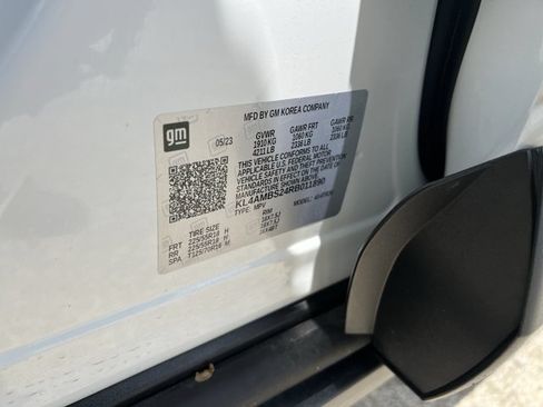 Used 2024 Buick Encore GX Preferred w/ Comfort Package FWD image 34