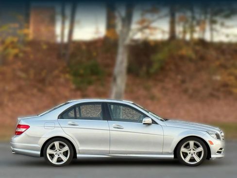 Used 2011 Mercedes-Benz C 300 C 300 Sport Sedan 4D image 6