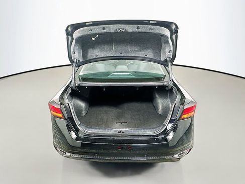 Used 2024 Nissan Altima 2.5 SV image 29