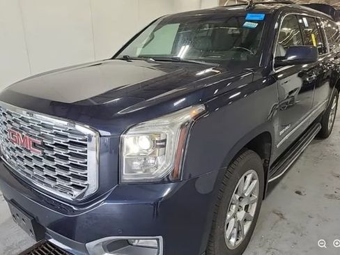 Used 2019 GMC Yukon XL Denali w/ Open Road Package AWD/4WD image 1