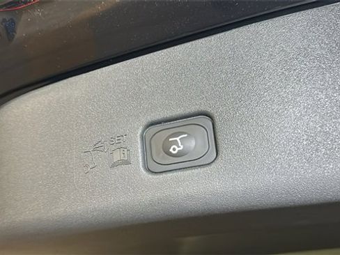 New 2026 Lincoln Nautilus Reserve image 12