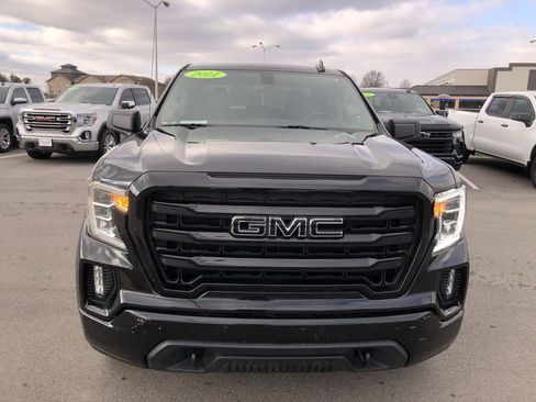 Used 2021 GMC Sierra 1500 Elevation w/ LPO, Elevation Black Package image 8