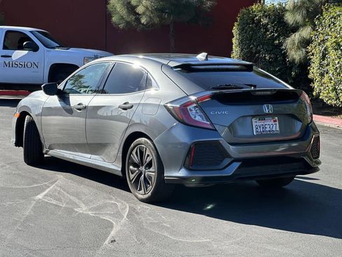 Used 2018 Honda Civic EX image 4