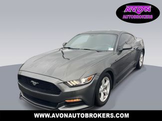 Used 2017 Ford Mustang Coupe video 1